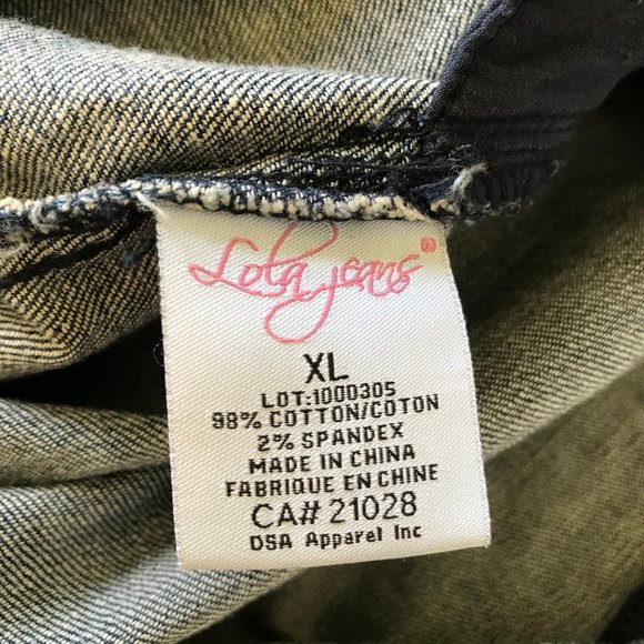 Lola Jeans Sleeveless Denim Knee Length Shift Dress with Pockets - Picture 5 of 6